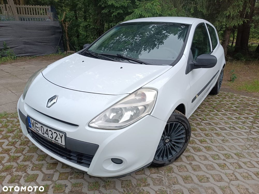 Renault CLIO - 6