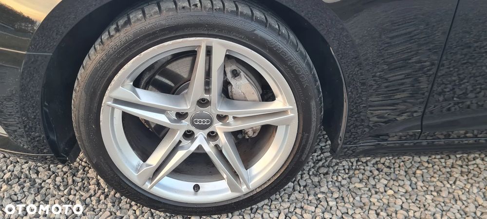 Audi A5 Limousine - 12