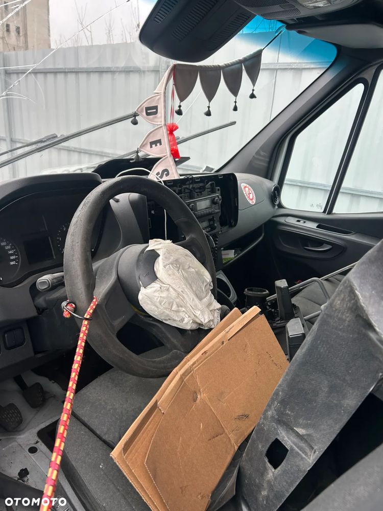 Mercedes-Benz Sprinter 519 CDI V6 - 5