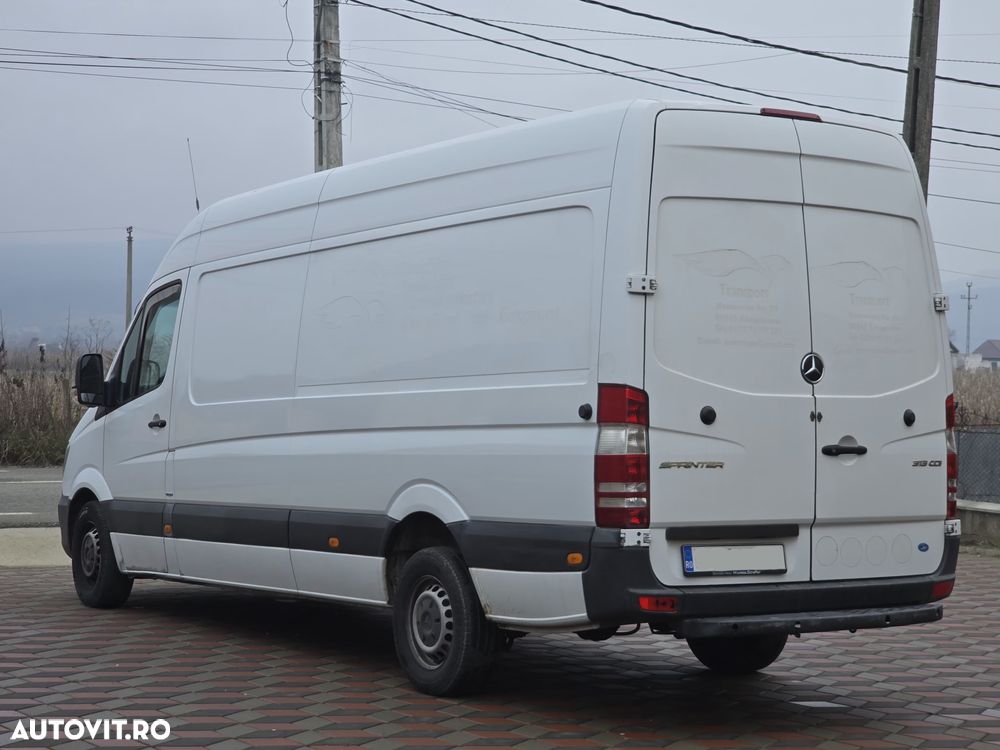 Mercedes-Benz Sprinter - 4