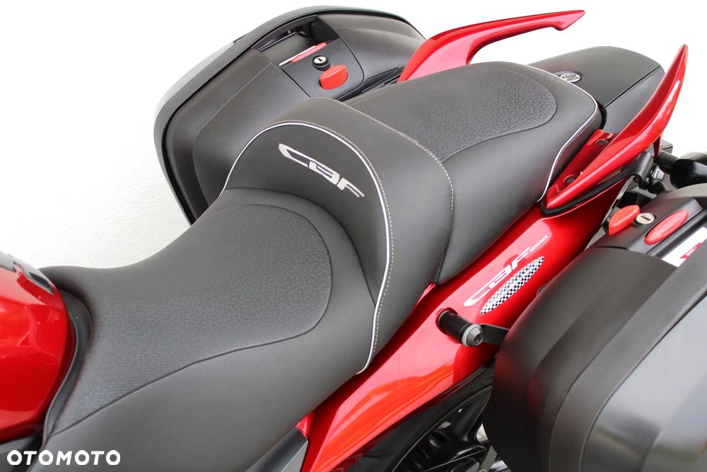 Honda CBF - 13