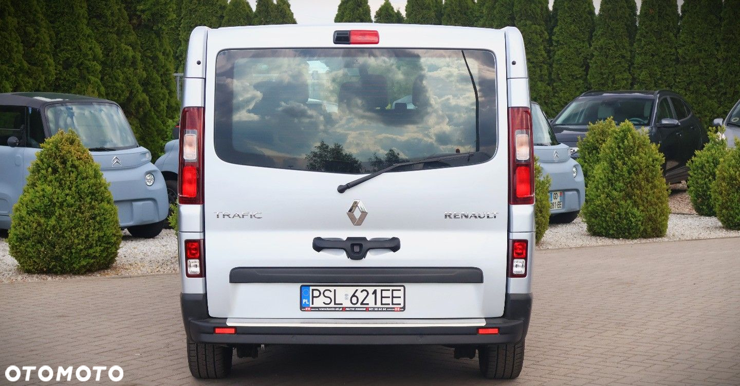 Renault Trafic SpaceClass 2.0 dCi EDC - 7