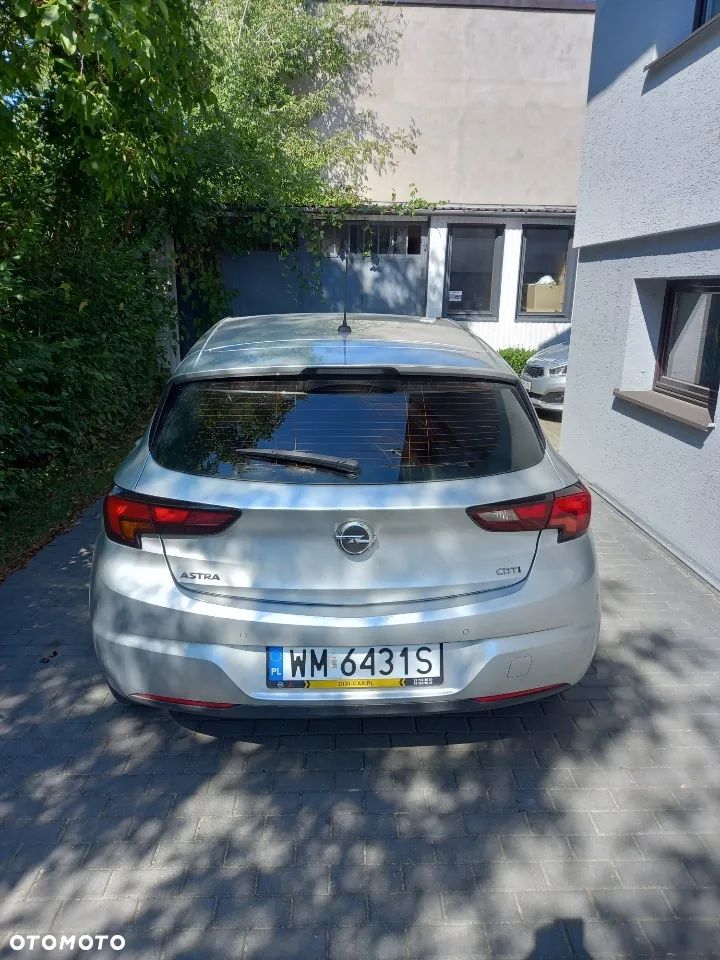 Opel Astra - 4