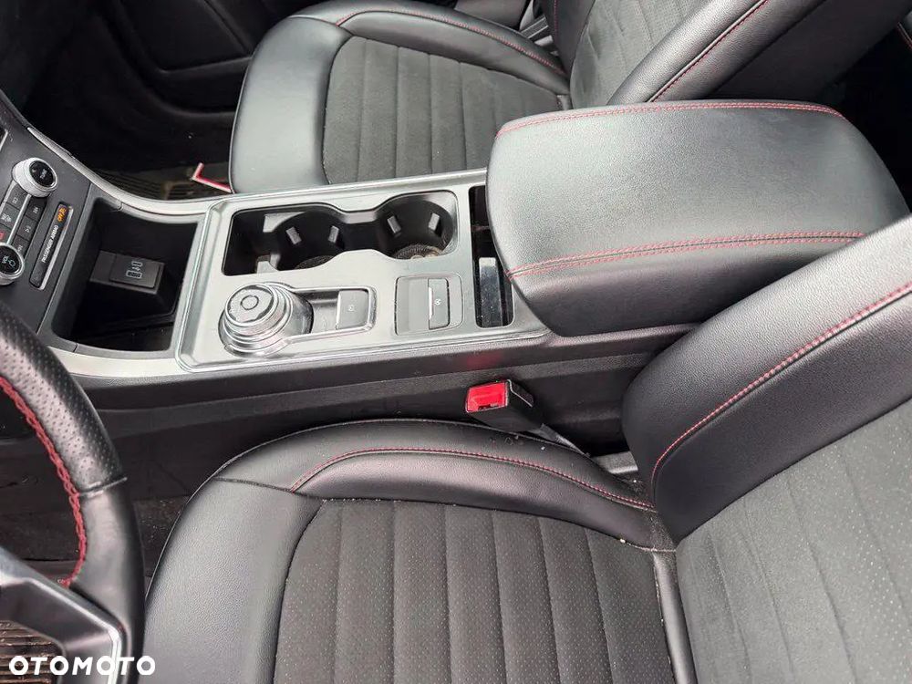 Ford Edge - 11