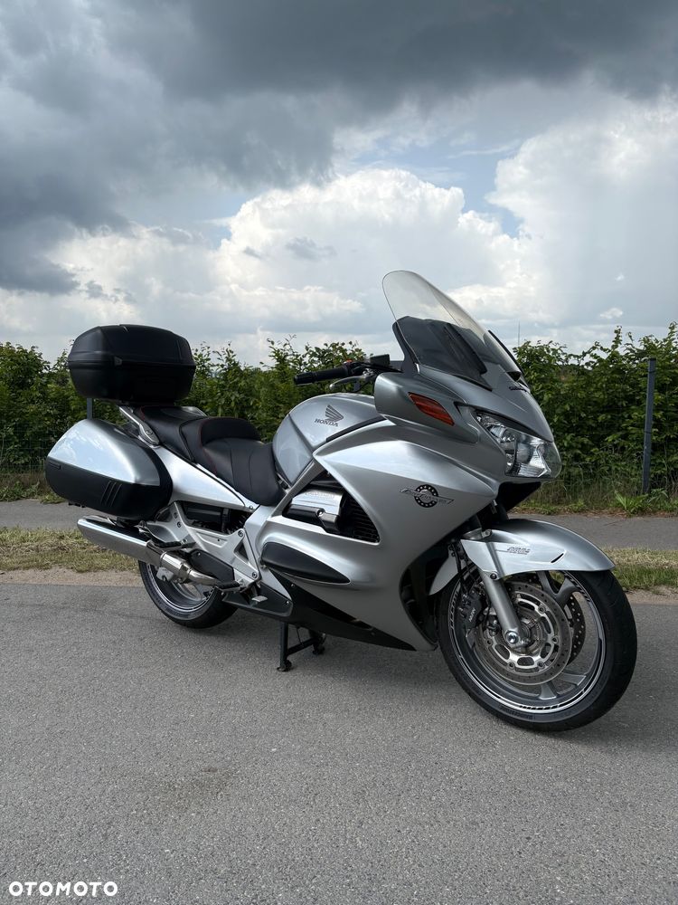 Honda ST - 3