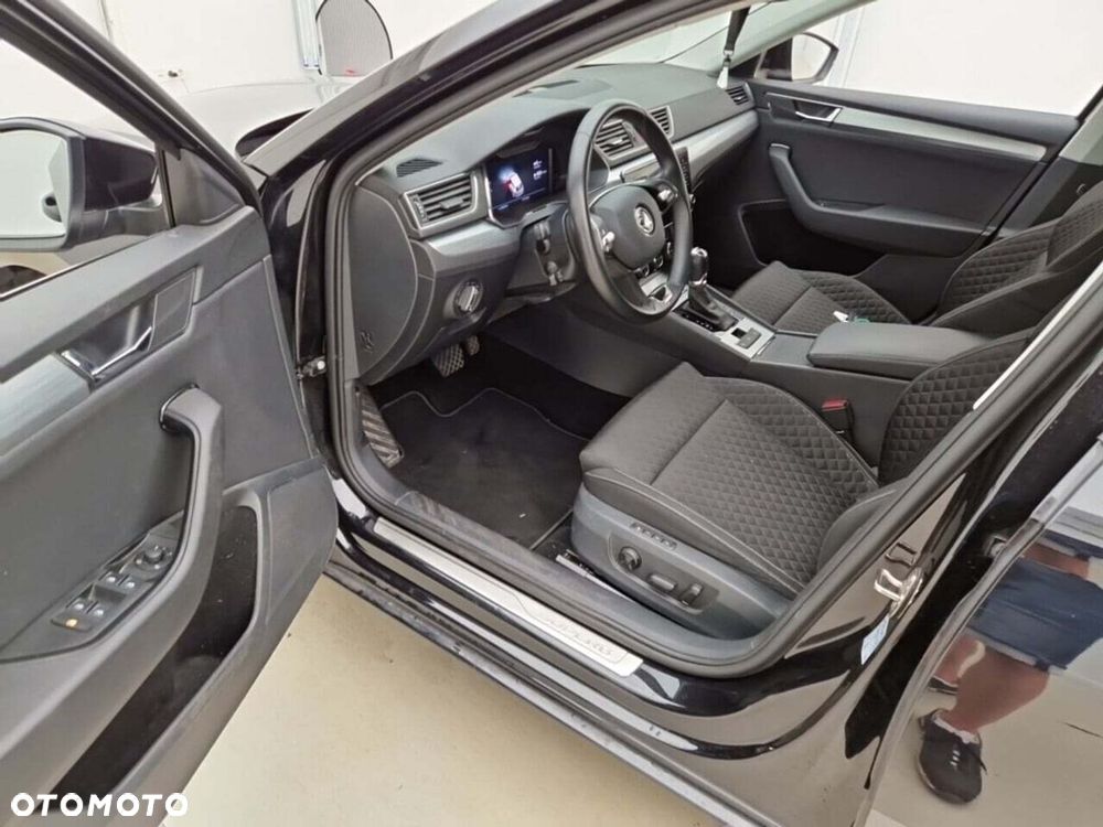 Skoda Superb 1.5 TSI ACT DSG Active - 7
