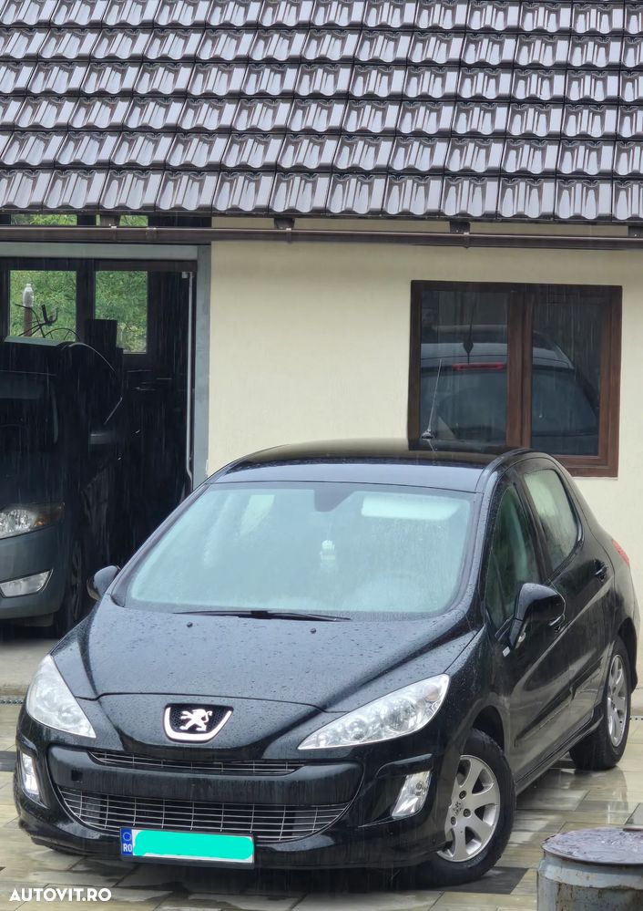 Peugeot 308 - 1