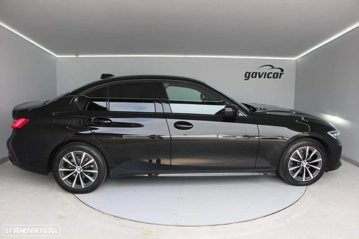 BMW 320 d Auto - 5