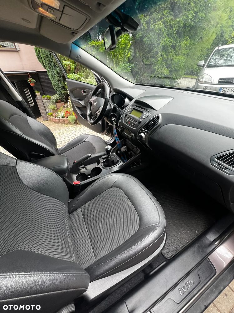 Hyundai ix35 - 11