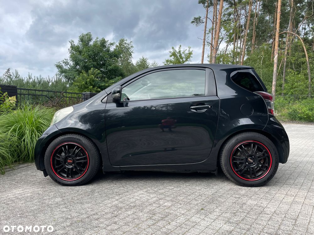 Toyota iQ 1.33 - 24