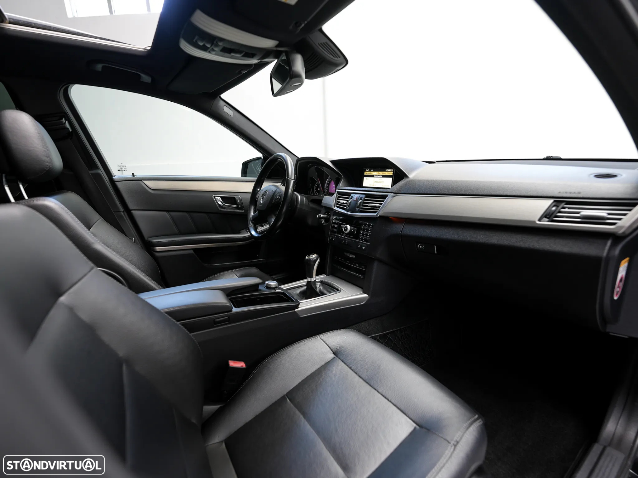 Mercedes-Benz E 250 CDi Avantgarde BlueEfficiency - 12