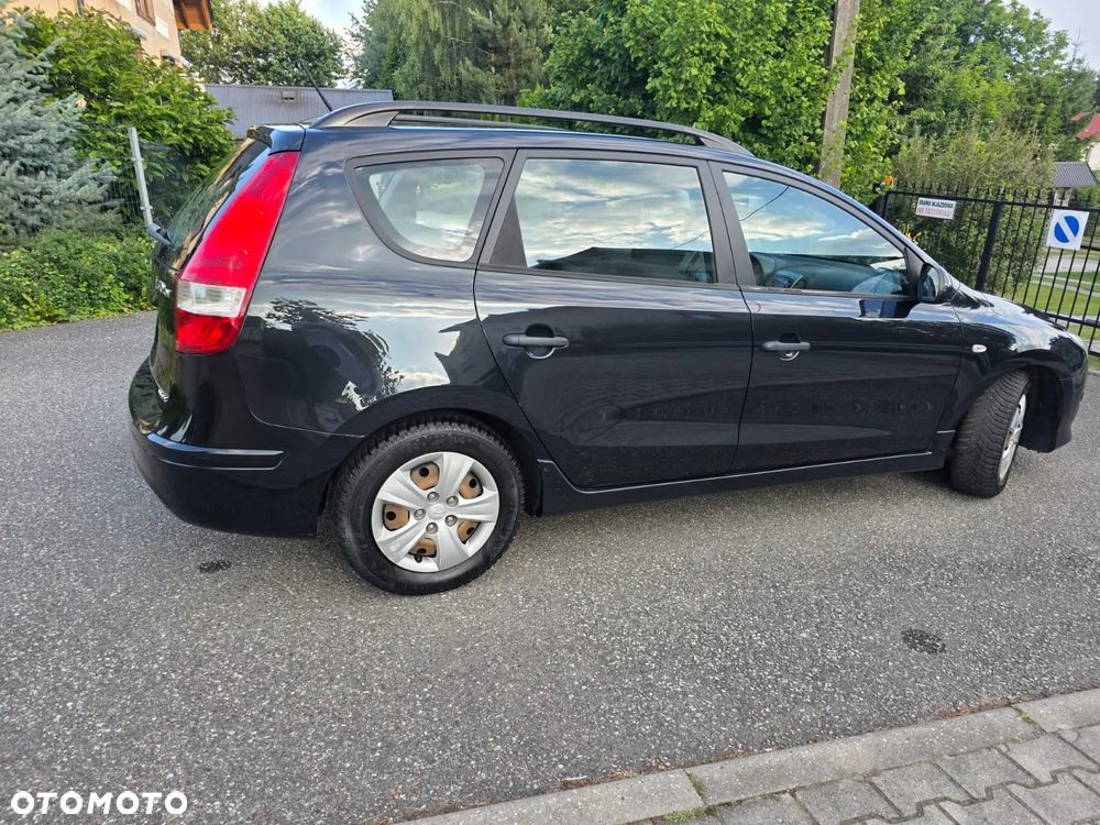 Hyundai i30 1.4 Base + World Cup - 33