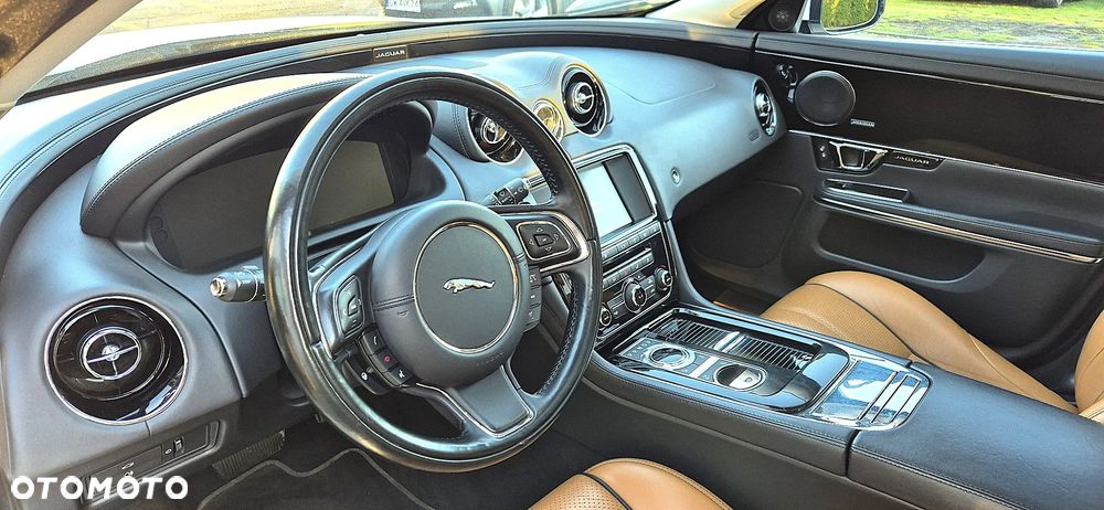 Jaguar XJ 3.0 V6 Portfolio - 20