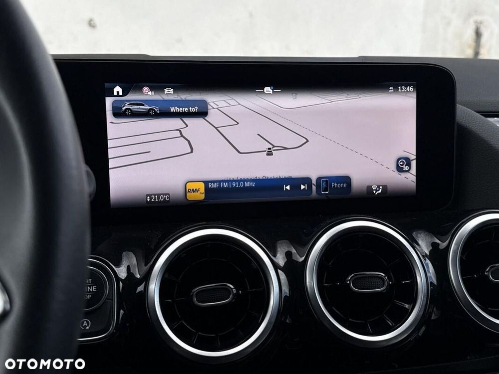 Mercedes-Benz GLA - 22