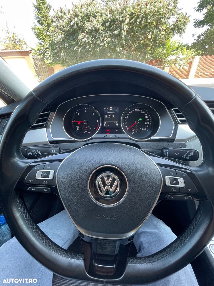 Volkswagen Passat 2.0 TDI DSG Highline - 7