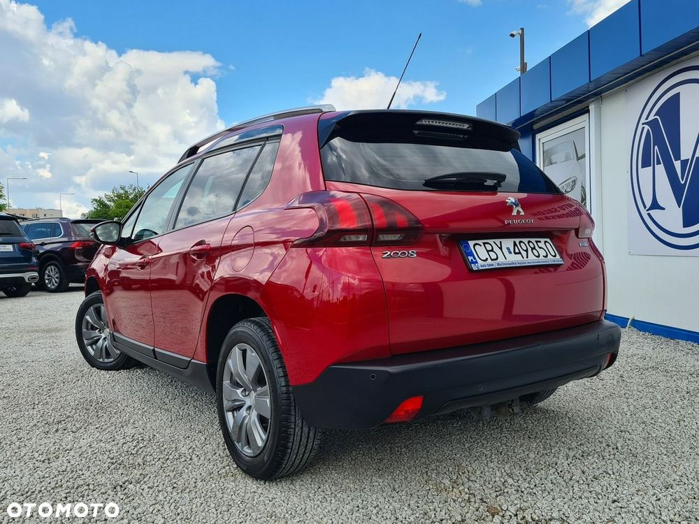 Peugeot 2008 1.2 Pure Tech Style S&S - 4