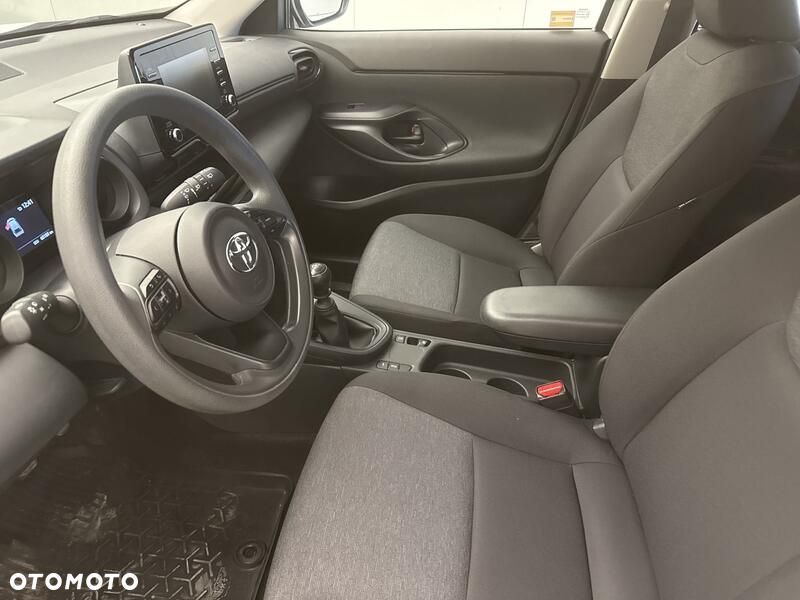 Toyota Yaris Cross 1.5 Active - 12