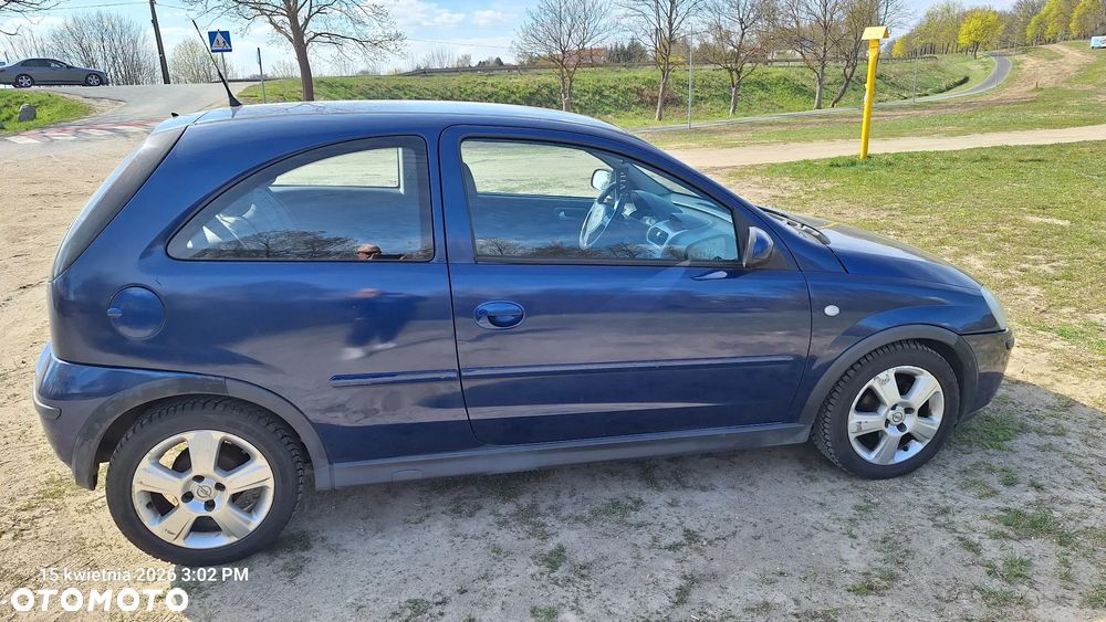 Opel Corsa 1.2 16V - 4