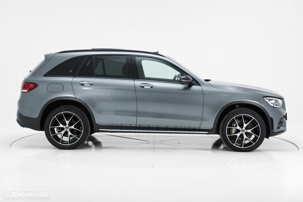 Mercedes-Benz GLC 300 de 4Matic 9G-TRONIC AMG Line - 2