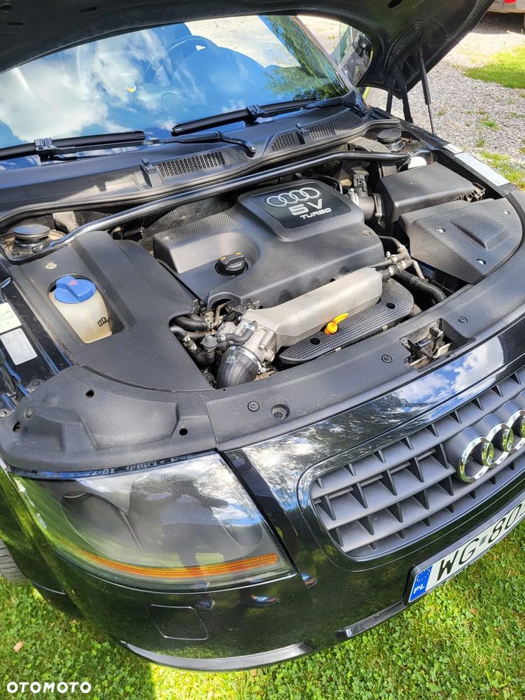 Audi TT Roadster 1.8T - 12