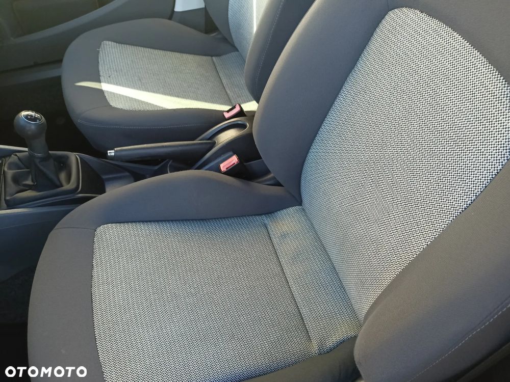 Seat Ibiza 1.4 16V Style - 15