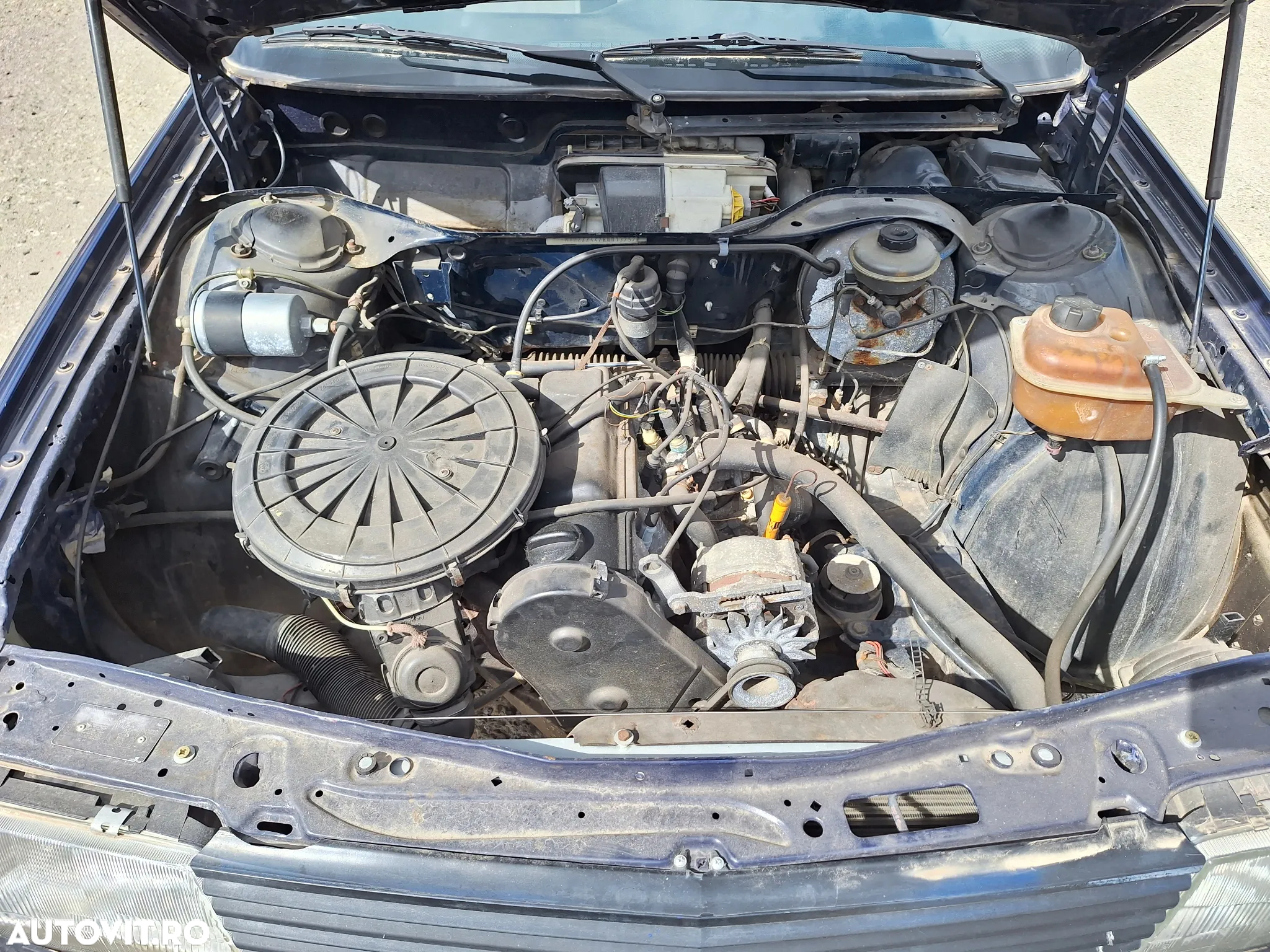 Audi 100 - 10