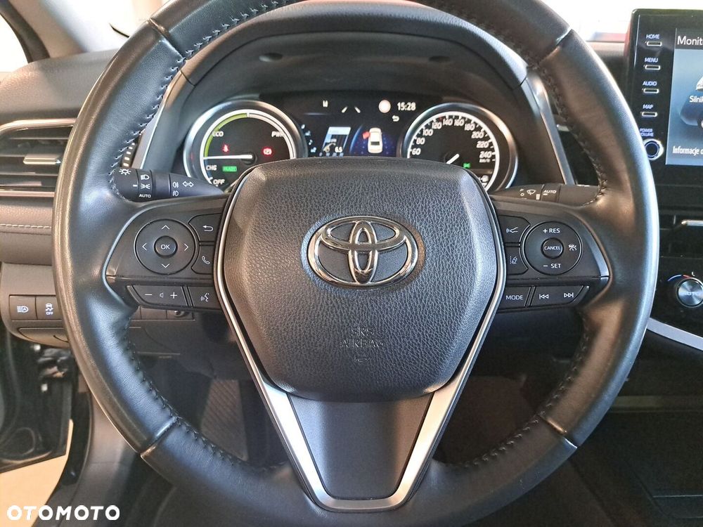 Toyota Camry 2.5 Hybrid Prestige CVT - 32