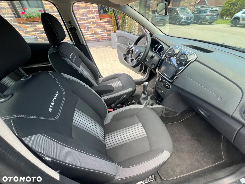 Dacia Sandero Stepway TCe 90 Prestige - 22