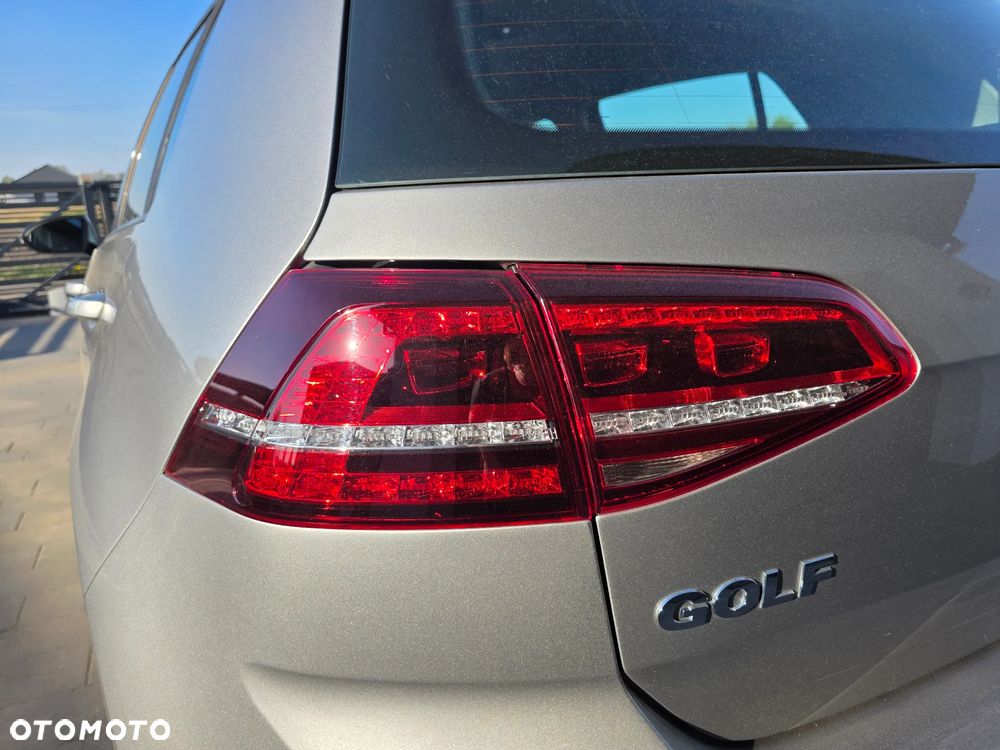 Volkswagen Golf 1.4 TSI BMT Highline - 20