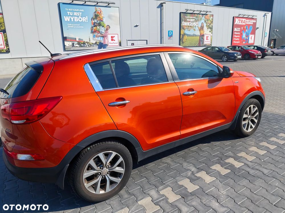Kia Sportage 2.0 CRDI XL AWD - 4