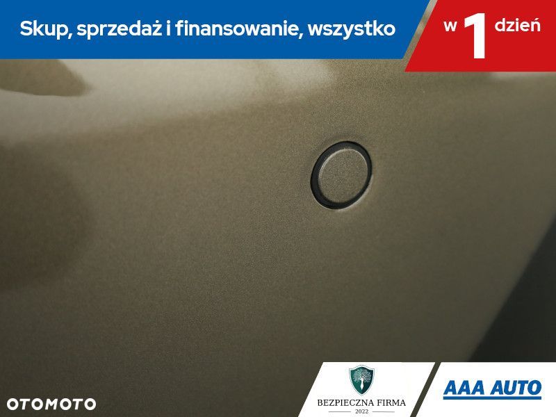 Toyota Yaris Cross - 17