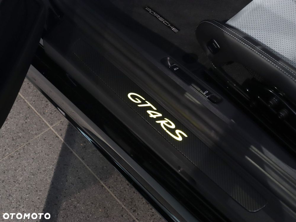 Porsche 718 Cayman GPF GT4 RS PDK - 27