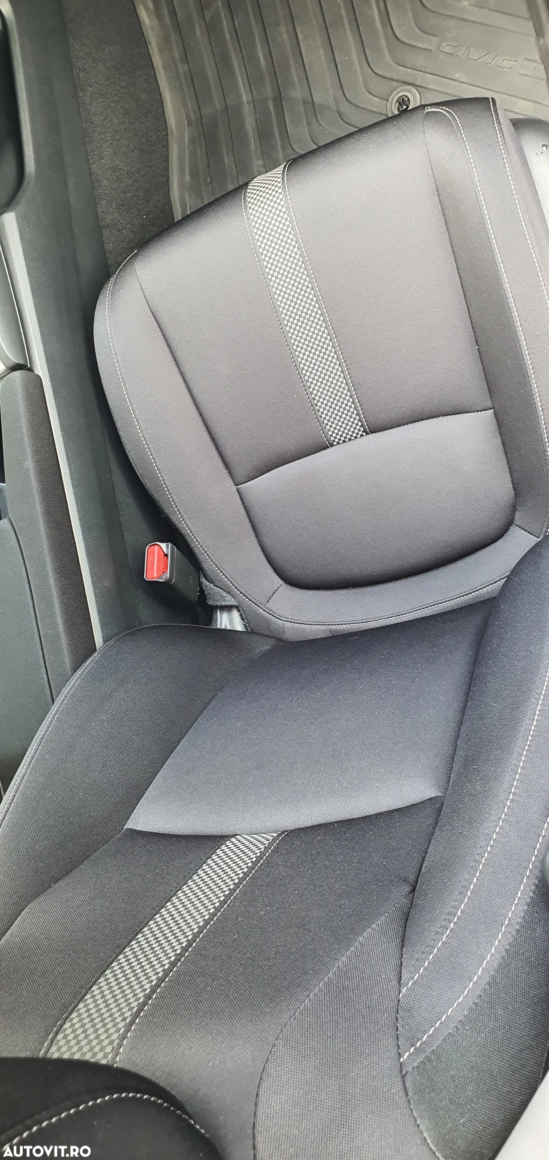 Honda Civic Sedan 1.5 VTEC Turbo Elegance Navi - 33