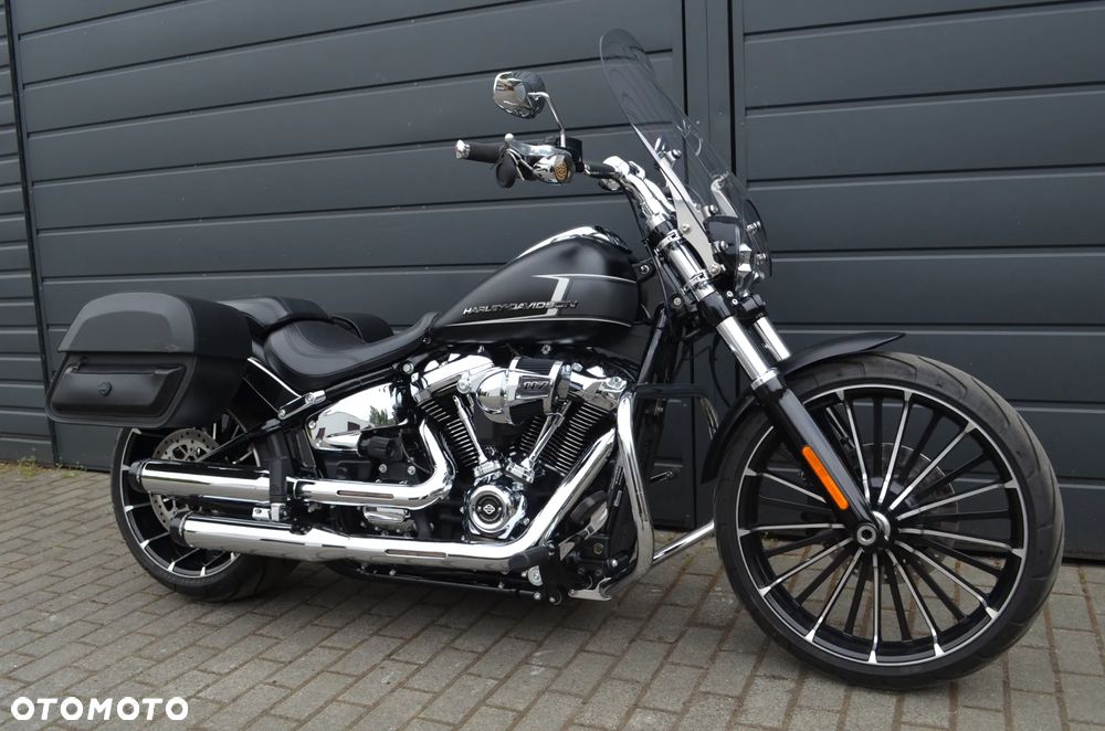 Harley-Davidson FXSB Breakout - 36