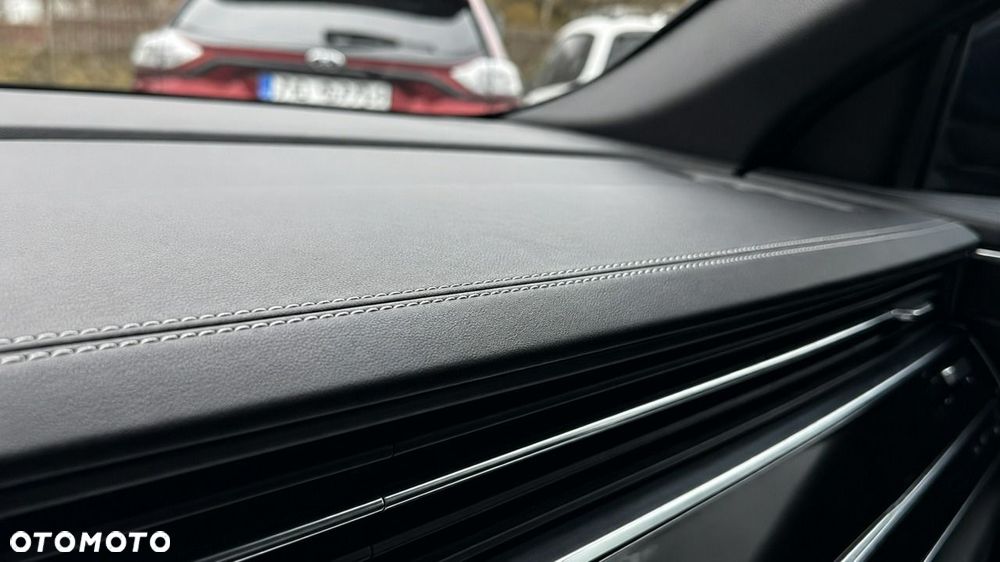 Audi Q8 - 14