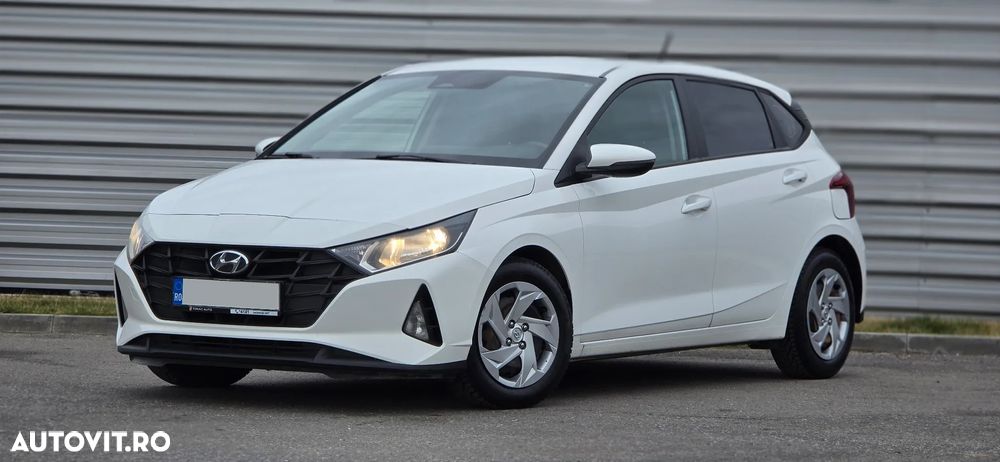 Hyundai i20 blue 1.2 Pure - 1