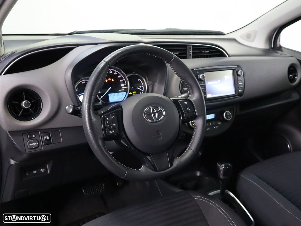 Toyota Yaris 1.5 HSD Comfort - 7