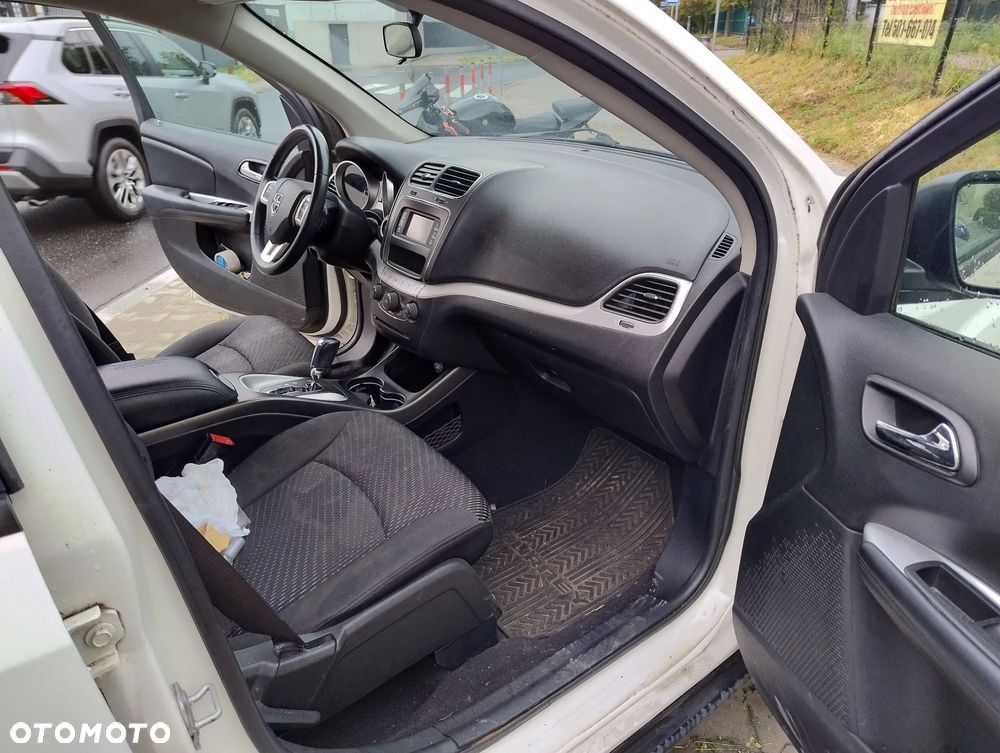 Dodge Journey - 11