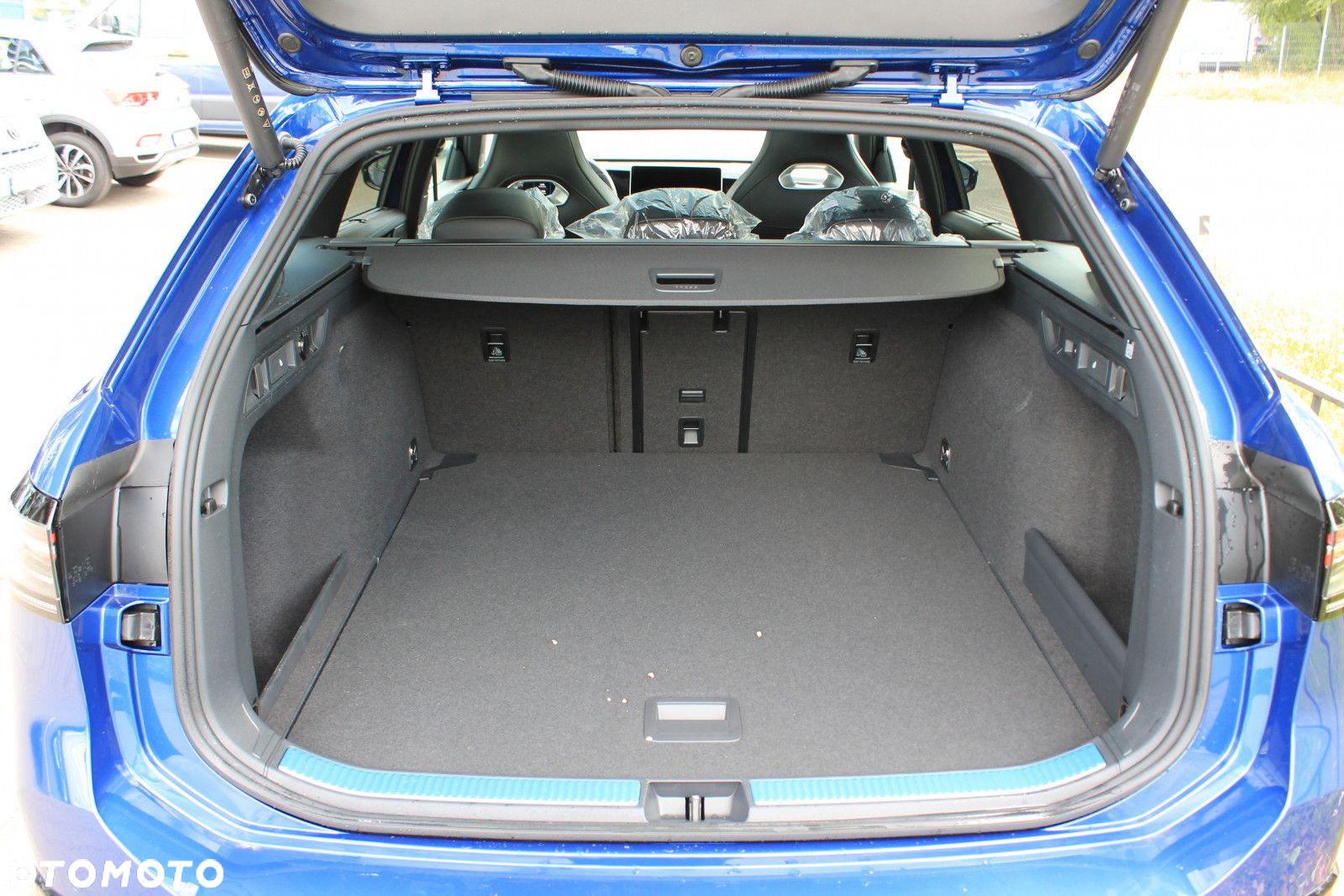 Volkswagen Passat - 23