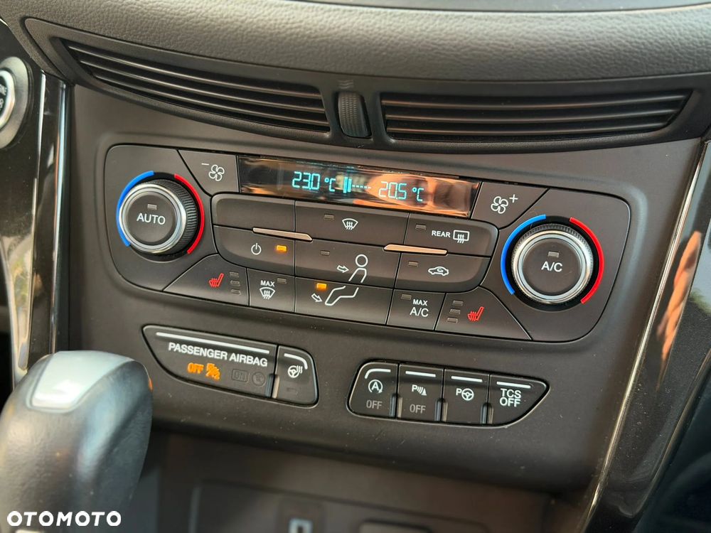 Ford Kuga - 20