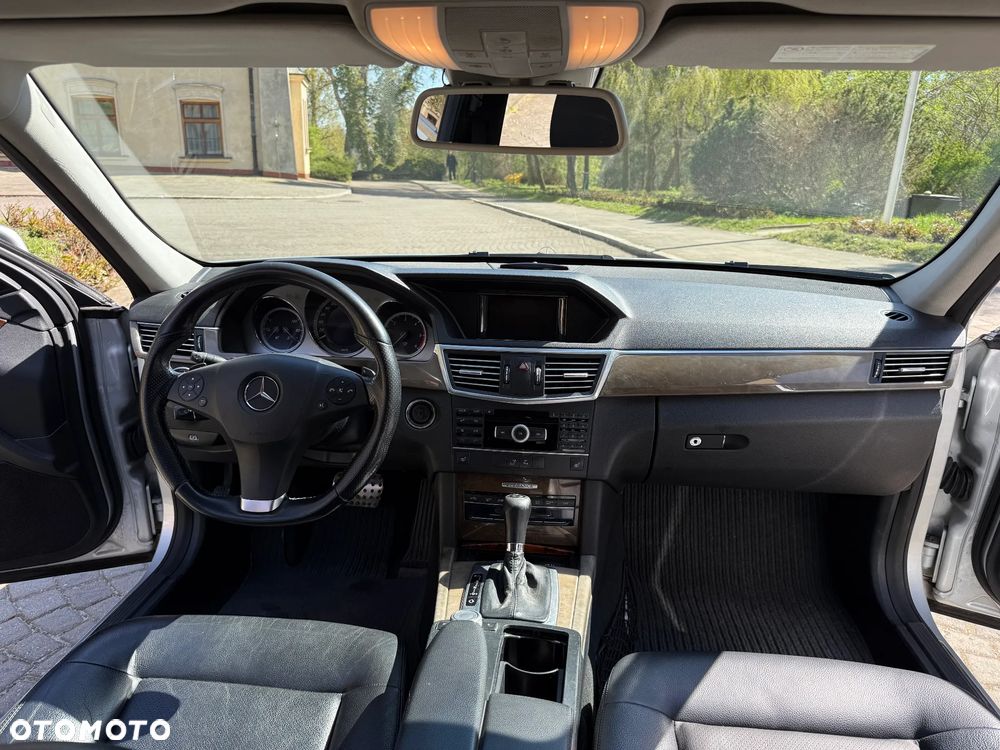 Mercedes-Benz Klasa E 220 CDI DPF BlueEFFICIENCY 7G-TRONIC - 14