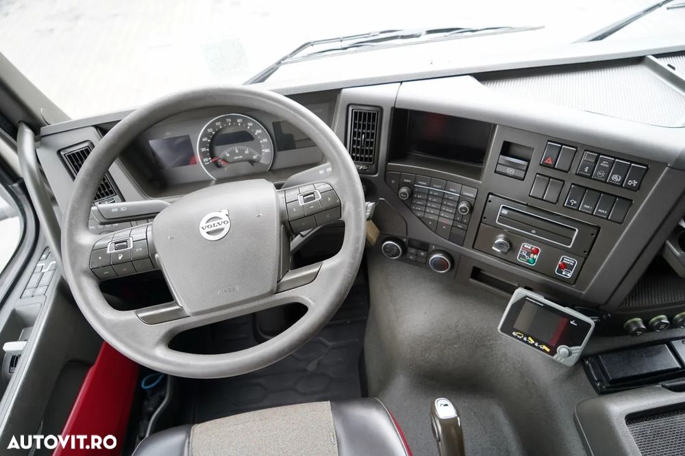 Volvo FMX 410 / 6x4 / CAMION BASCULANTE + HDS PALFINGER 18002-EH A / HYDROBOARD / RADIO CONTROL / EURO 6 / - 30