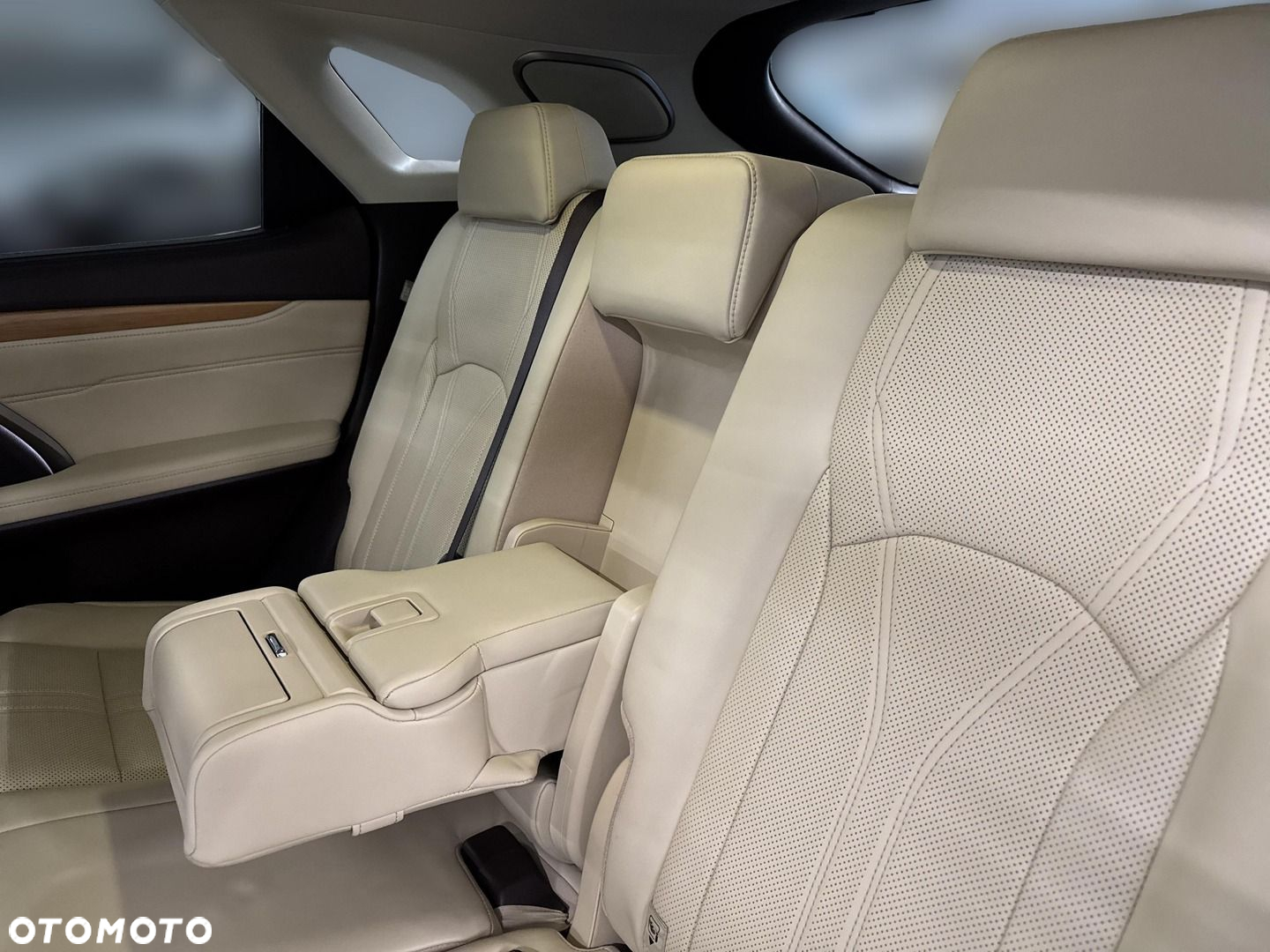 Lexus RX 450h Prestige - 13