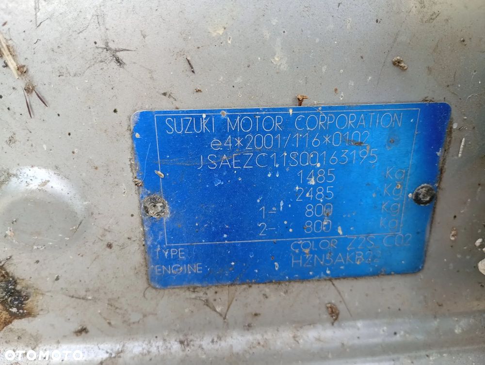 SUZUKI SWIFT 04-08 1.3 M13A - KRATKA NAWIEWU LEWA PRAWA - 16