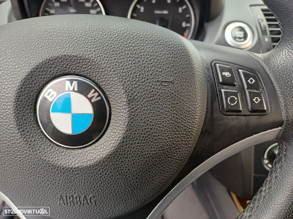 BMW 118 i Exclusive - 24
