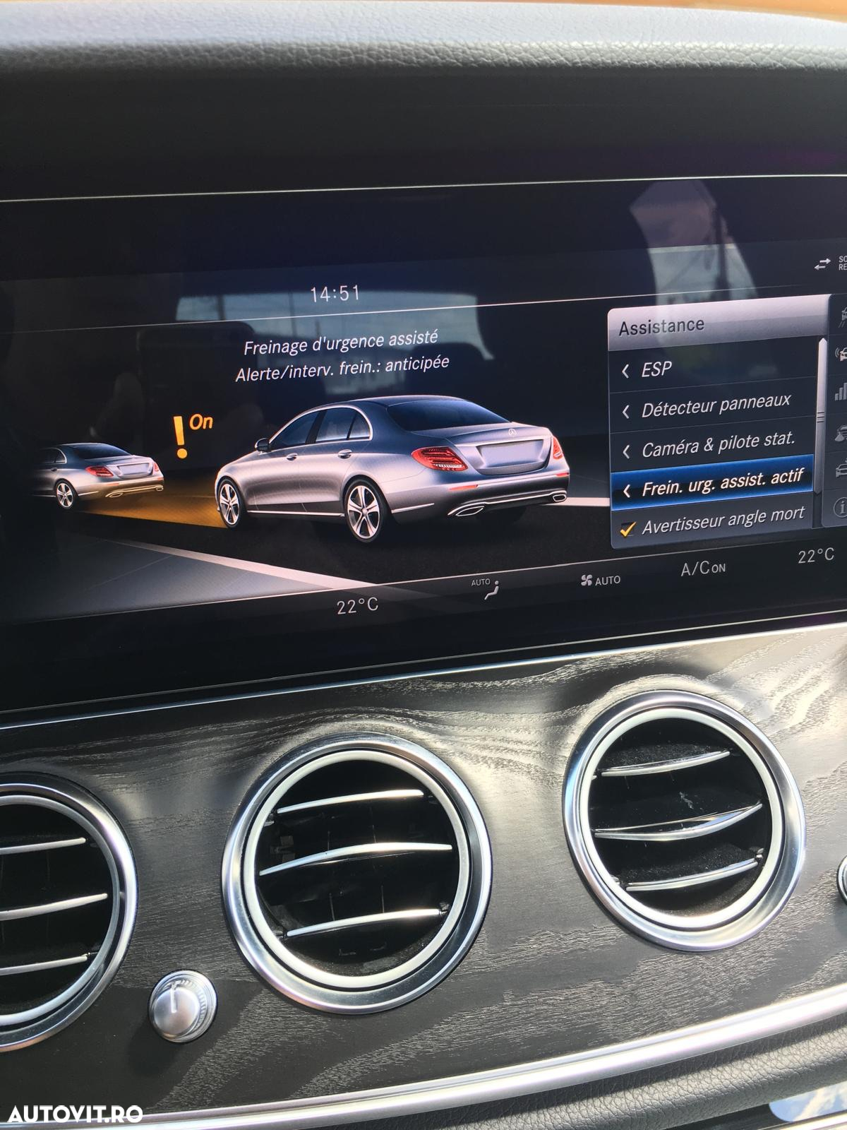Mercedes-Benz E 220 d 9G-TRONIC - 11