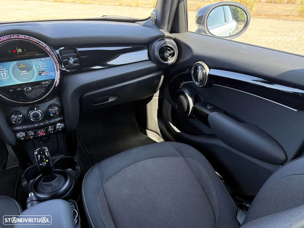 MINI 5 Portas Cooper Premium Plus JCW Auto - 28