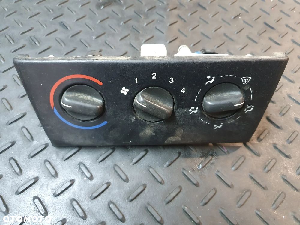 Panel nawiewu Opel Vectra B 6081F1A OPEL 86323 - 1