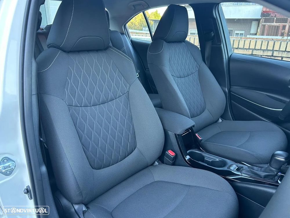 Toyota Corolla SD 1.8 Hybrid Comfort - 20