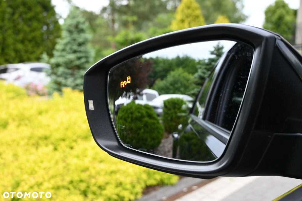 Volkswagen T-Roc 2.0 TDI SCR DSG Sport - 38